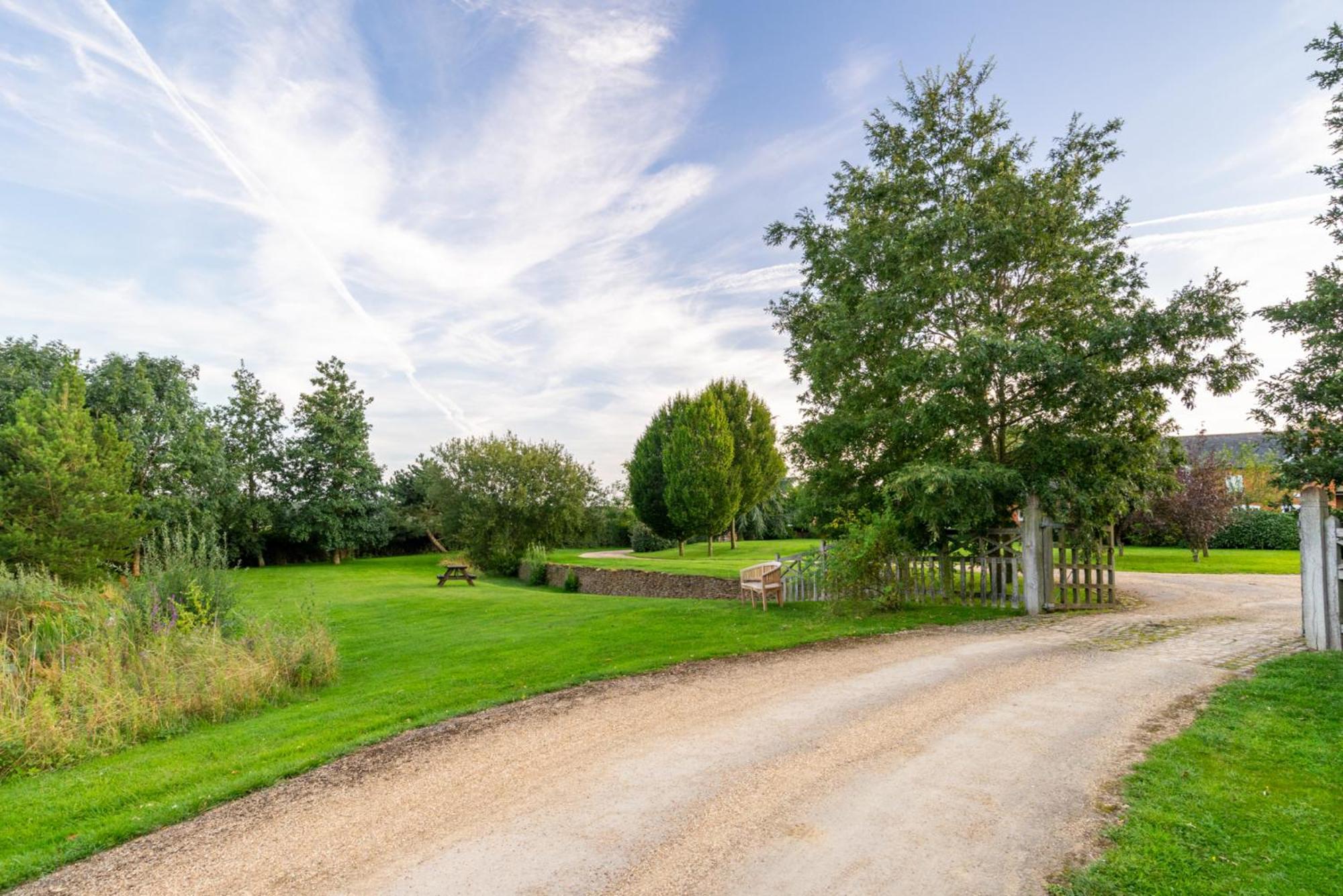 14 Acres - Luxury Countryside Retreats Hotel Market Harborough Exterior photo